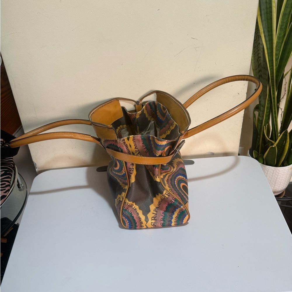 Ripani genuine leather cute satchel - beauty like new! Italian - Picture 9 of 16